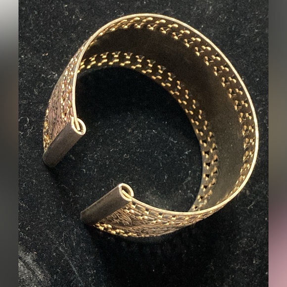 Vintage Gold Tone Cuff Etched Bracelet - Picture 5 of 11